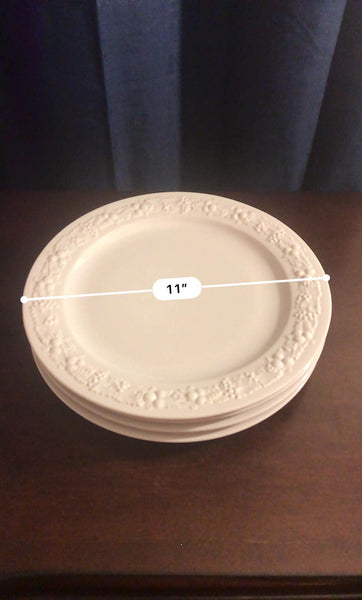 Set of 4 Homer Laughlin Fine Porcelain Dinner Plates